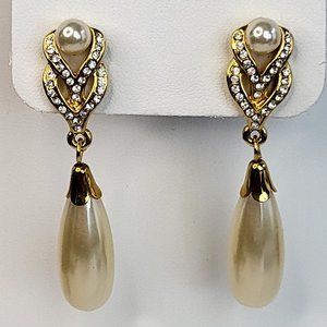*4/$20* Gold tone, crystal and pearl fancy drop earrings